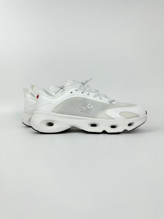 On Cloundsolo X LOEWE White