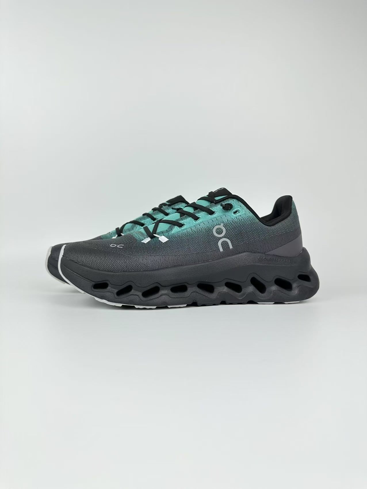 On Running Cloudtilt Aqua