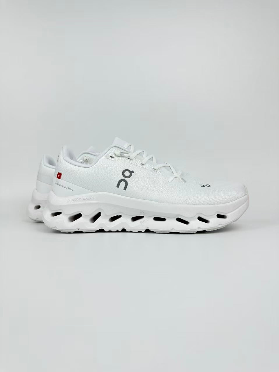 On Running Cloudtilt White