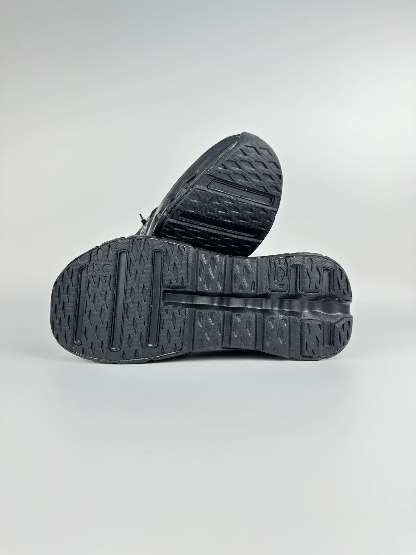 On Sneakers Cloudtilt X LOEWE Black