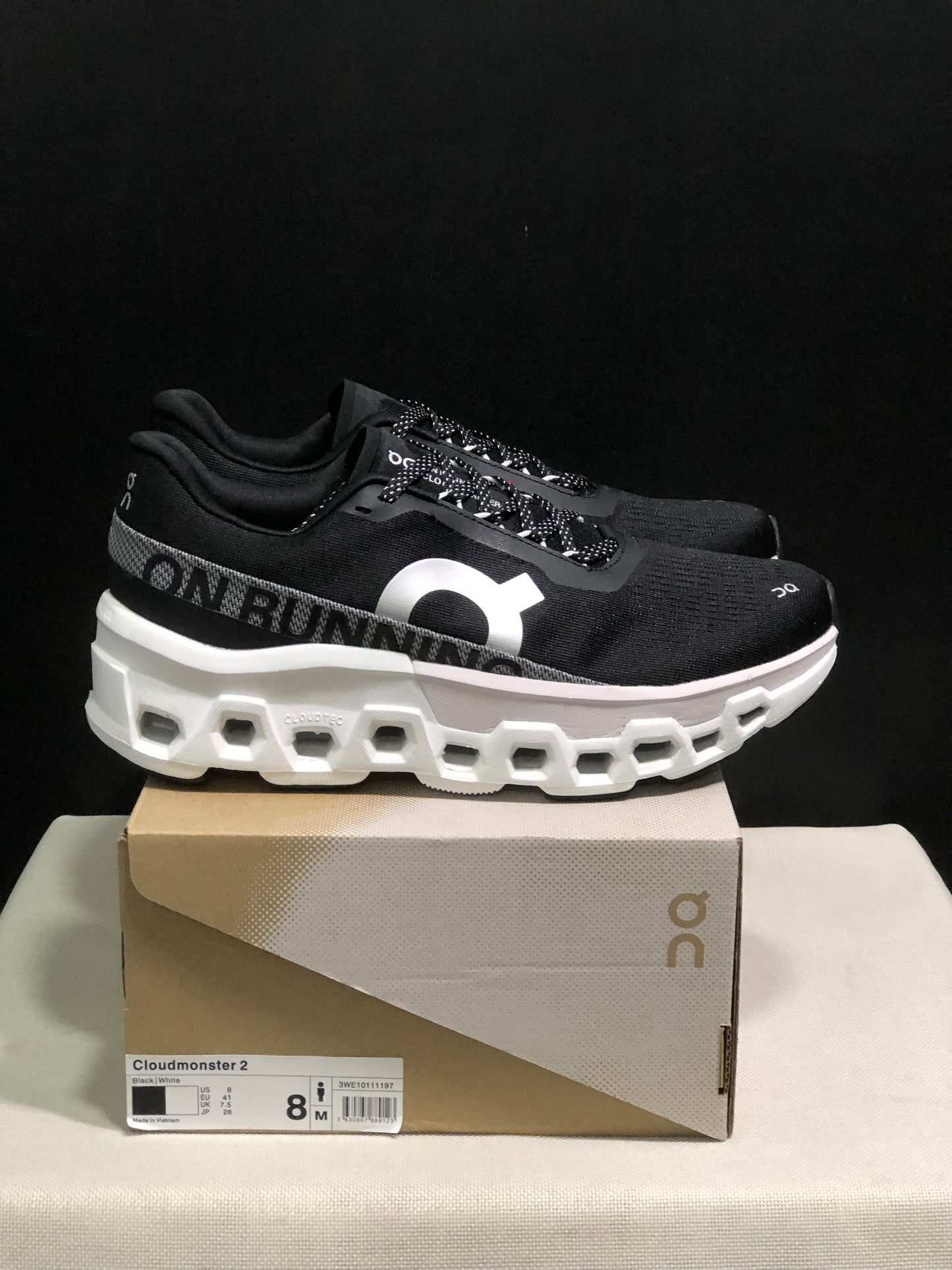 On Running Cloundmonster 2 Black And White