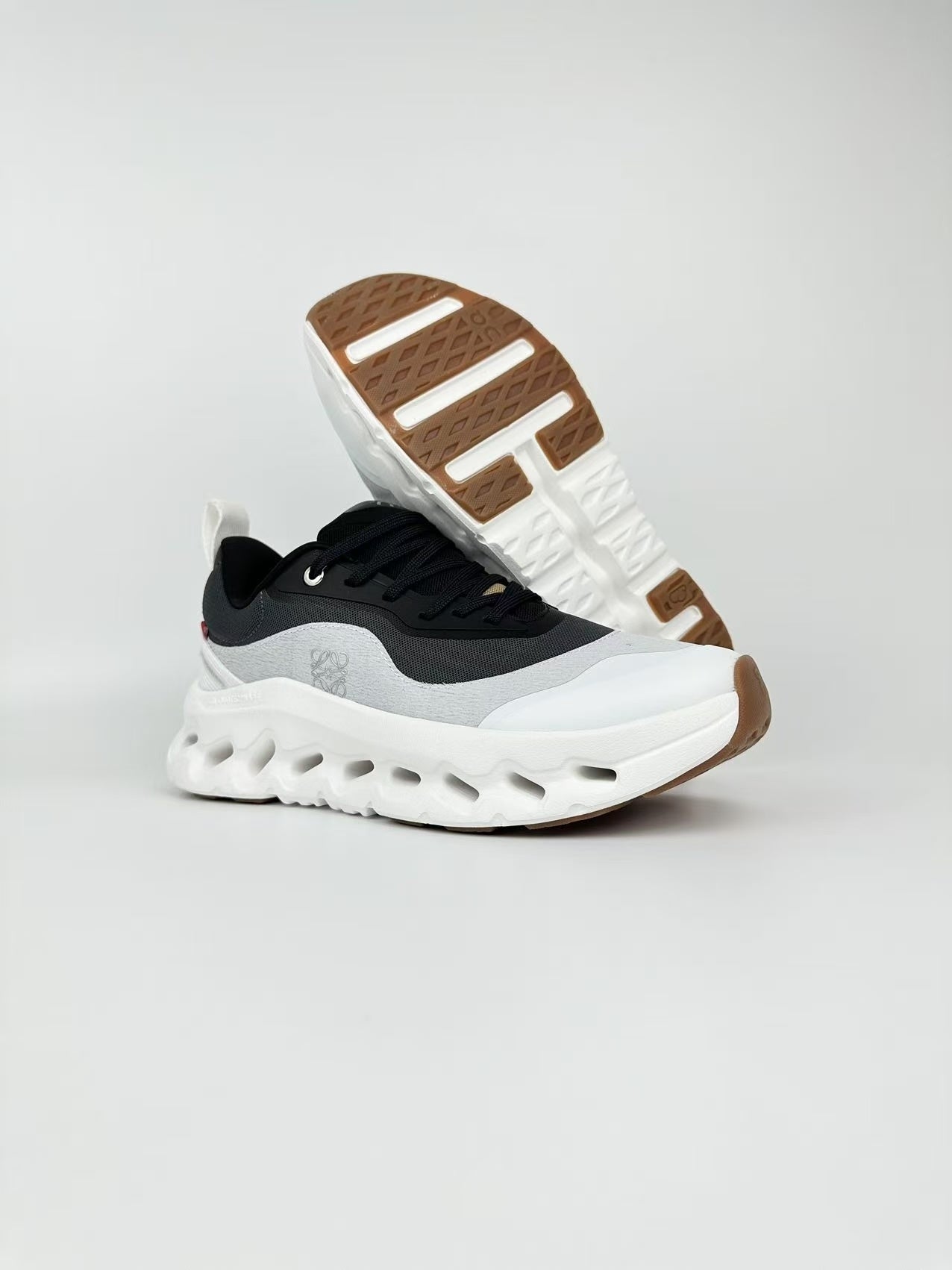 On Cloudtilt X LOEWE 2 White & Black