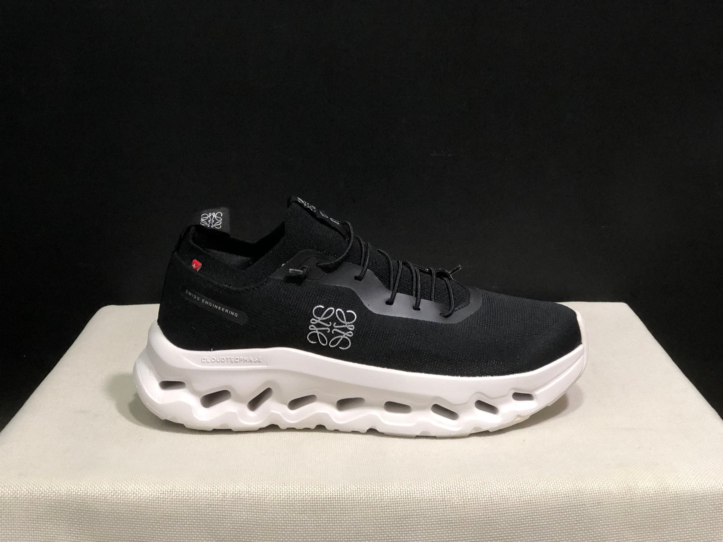 On Running Cloudtilt X LOEWE Black And White