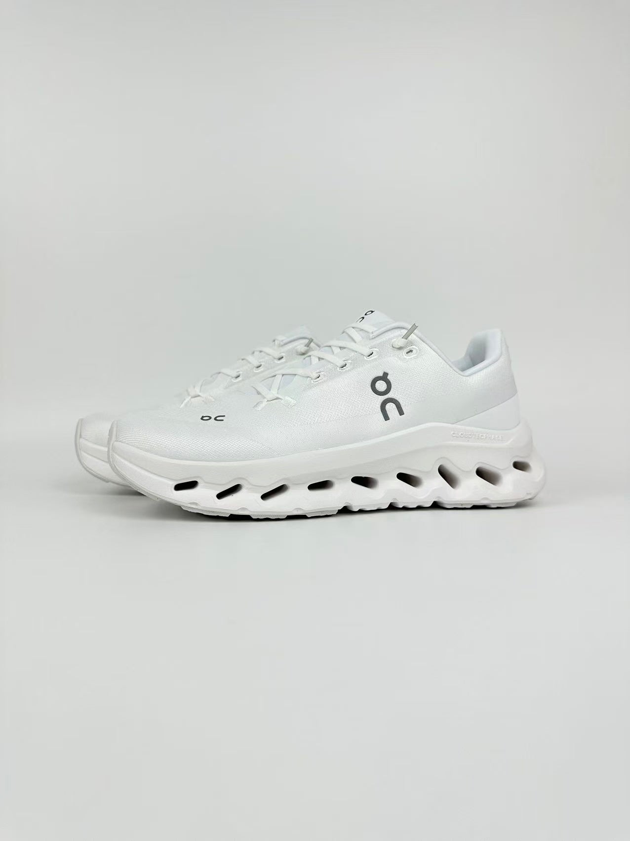 On Running Cloudtilt White