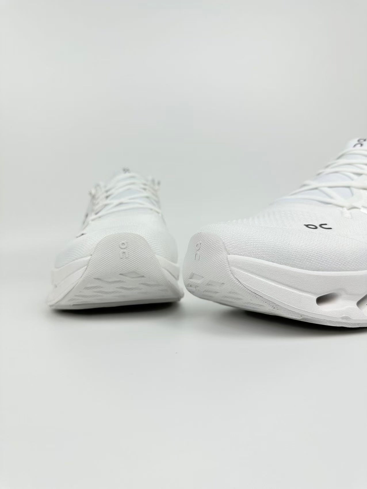 On Running Cloudtilt White