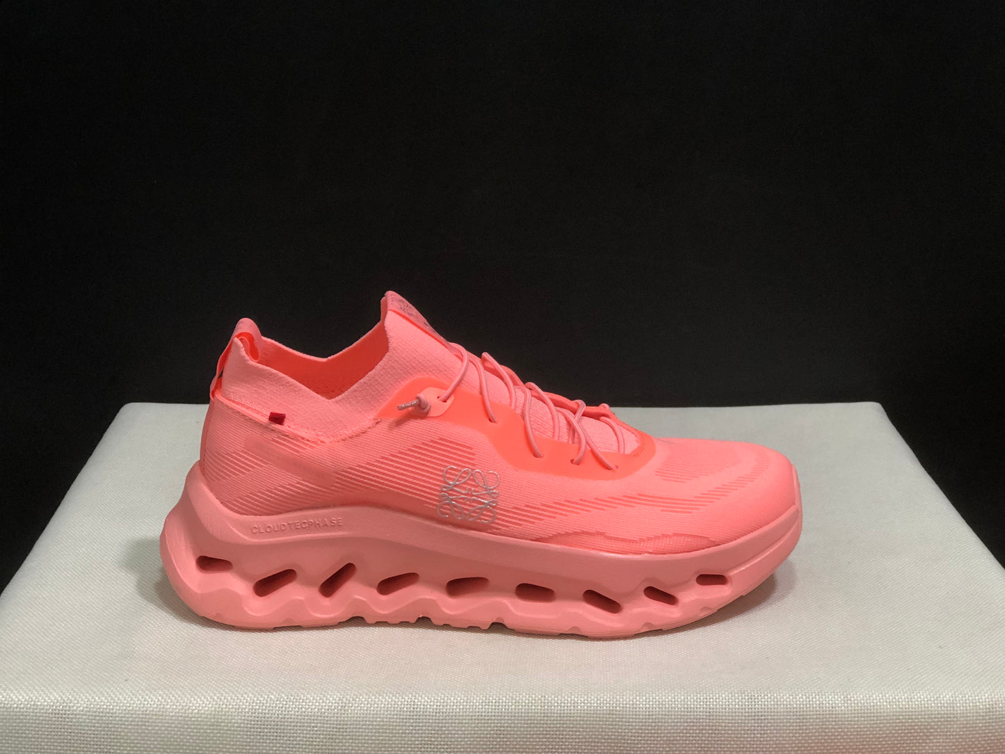 On Running Cloudtilt X LOEWE Pink