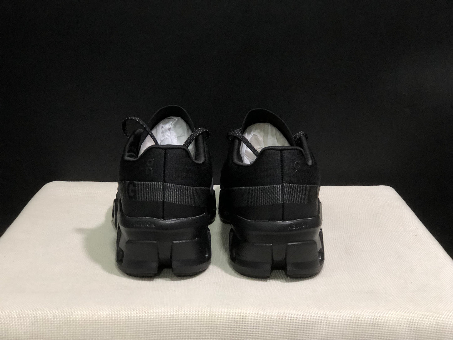 On Running Cloundmonster 2 Black