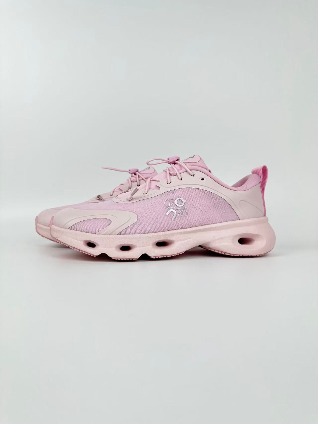 On Cloudsolo X LOEWE Pink