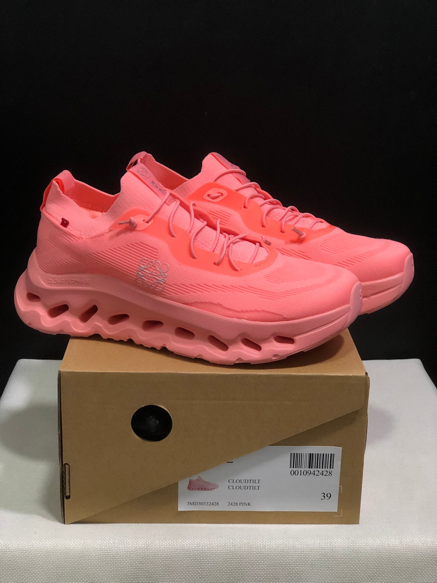 On Running Cloudtilt X LOEWE Pink