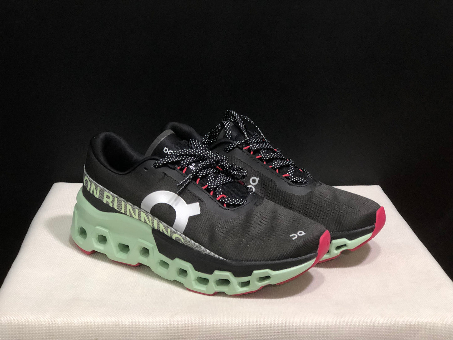 On Running Cloundmonster 2 Asphalt/Lima