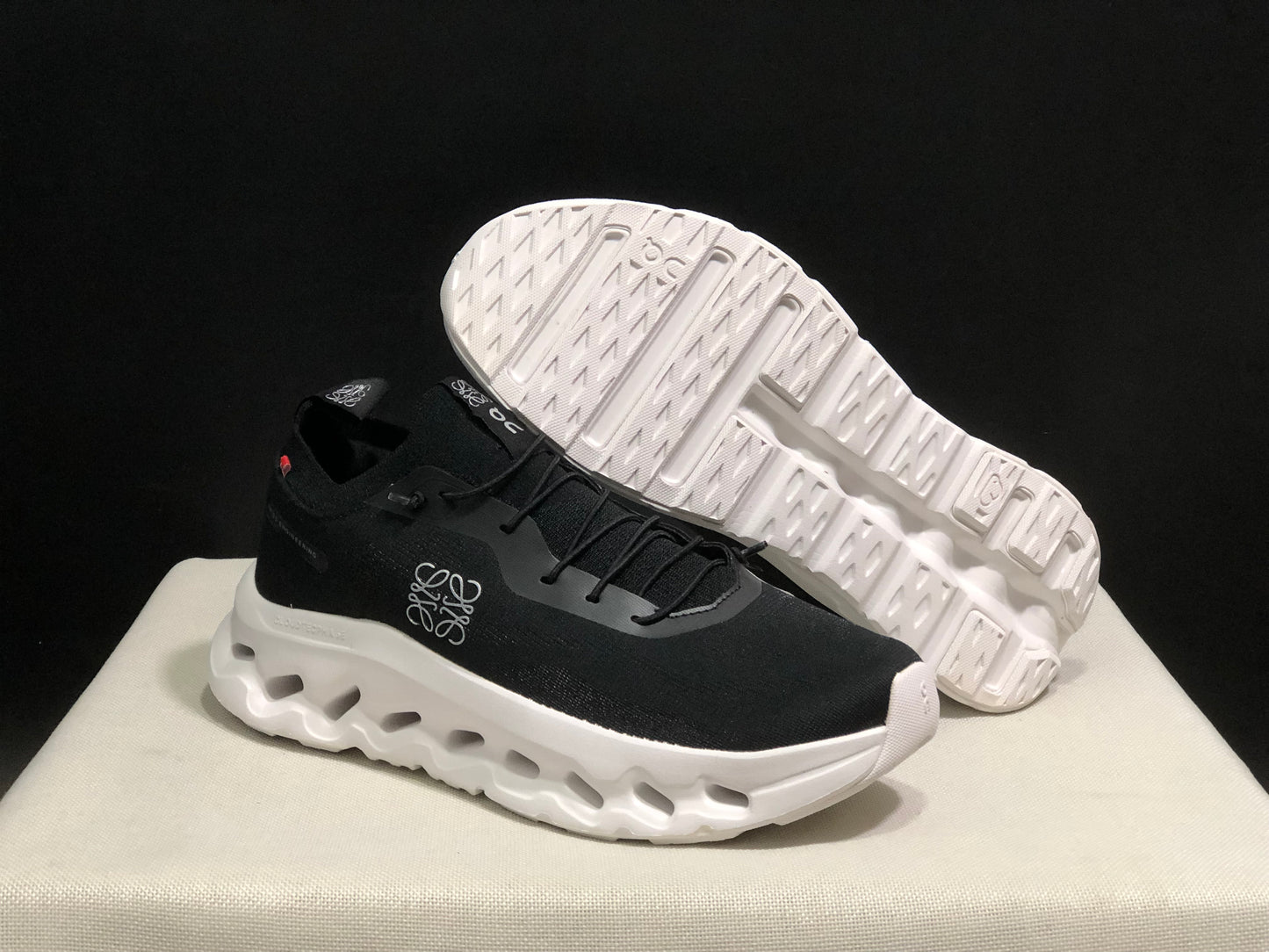 On Running Cloudtilt X LOEWE Black And White