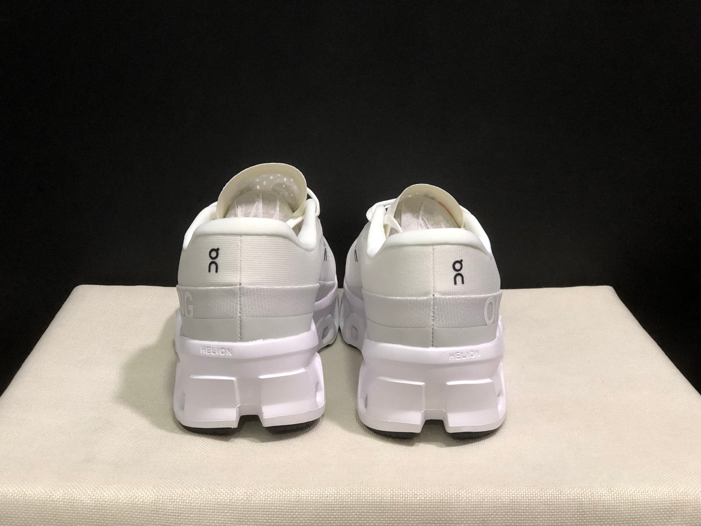 On Running Cloundmonster 2 Swiss Olympic